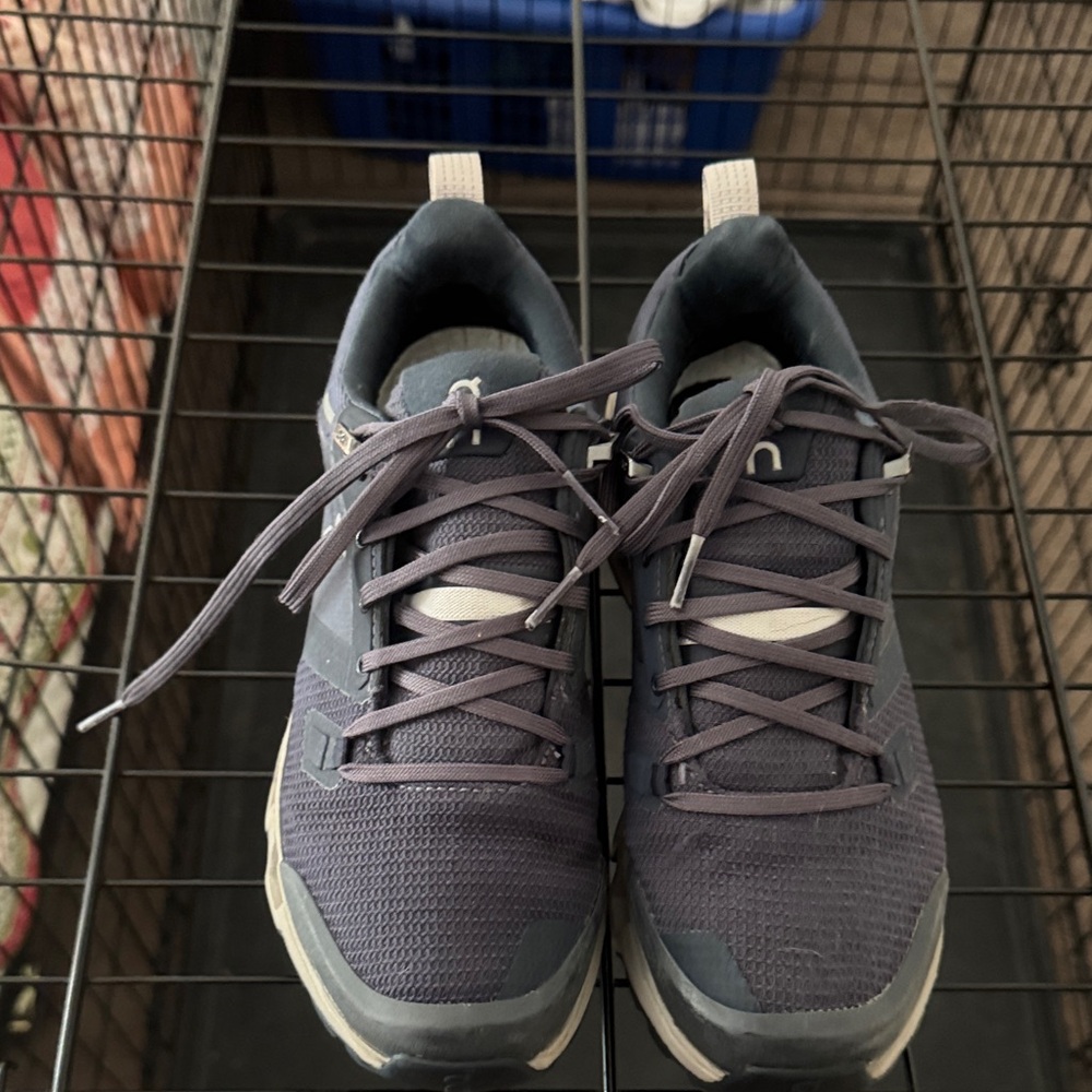 On Running women’s  Sneakers - Dark Gray